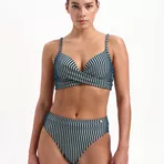 beachlife-knitted-stripe-bikinitop-106b-bikinibroekje-206a-top-jpg-4.webp