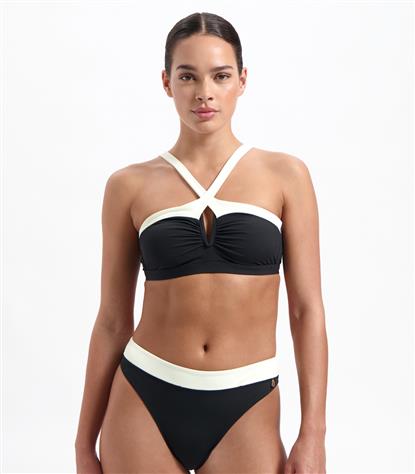 vanilla-en-black-plunge-bikinitop