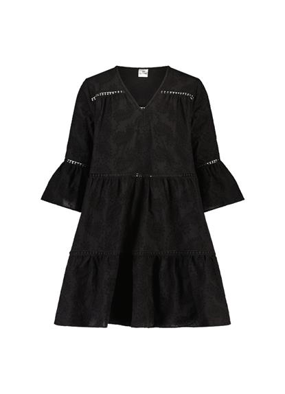 black-embroidery-tunic
